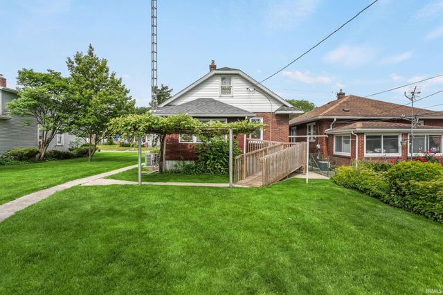 2212 Franklin Street, South Bend, IN 46613