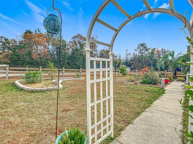 26 HEMLOCK CIRCLE, Ocala, FL 34472