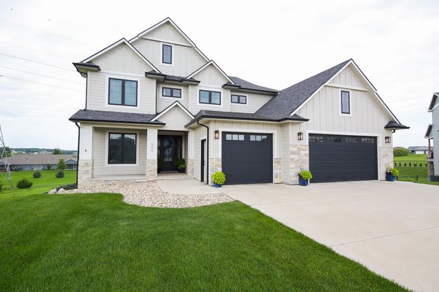 505 Sassafras Cir Circle, Sioux Falls, SD 57110