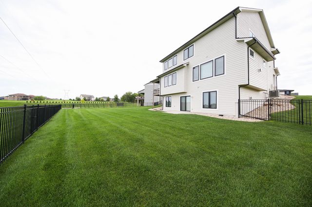 505 Sassafras Cir Circle, Sioux Falls, SD 57110