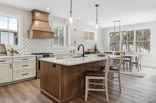 1914 Langford Drive, Marquette, MI 49855