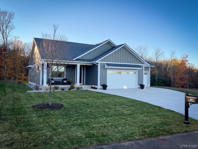 1914 Langford Drive, Marquette, MI 49855