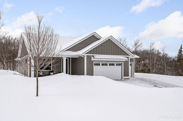 1914 Langford Drive, Marquette, MI 49855