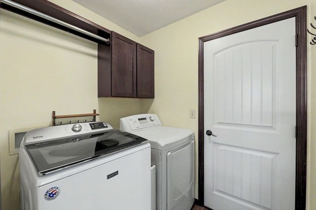 2618 N Woodridge St, Wichita, KS 67226