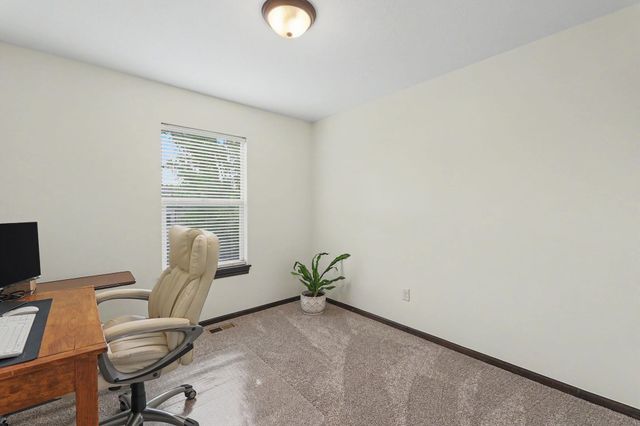 2618 N Woodridge St, Wichita, KS 67226