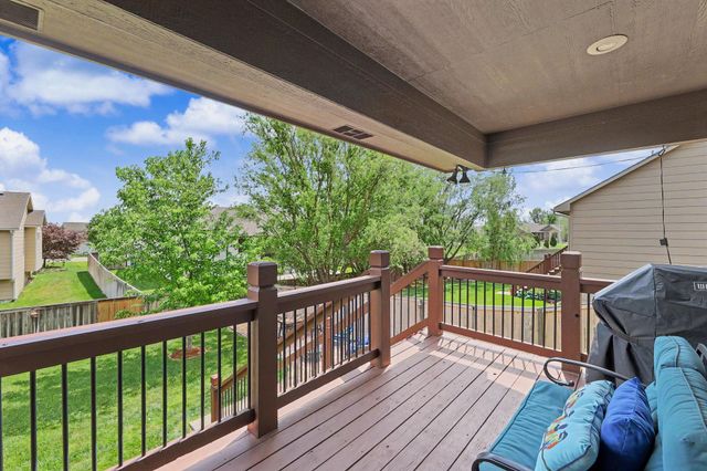 2618 N Woodridge St, Wichita, KS 67226