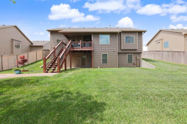 2618 N Woodridge St, Wichita, KS 67226