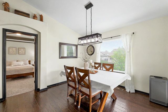 2618 N Woodridge St, Wichita, KS 67226