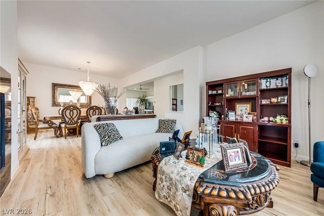 2308 Trident Maple Street, Las Vegas, NV 89117