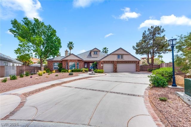 2308 Trident Maple Street, Las Vegas, NV 89117