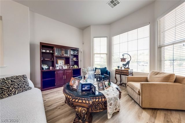 2308 Trident Maple Street, Las Vegas, NV 89117