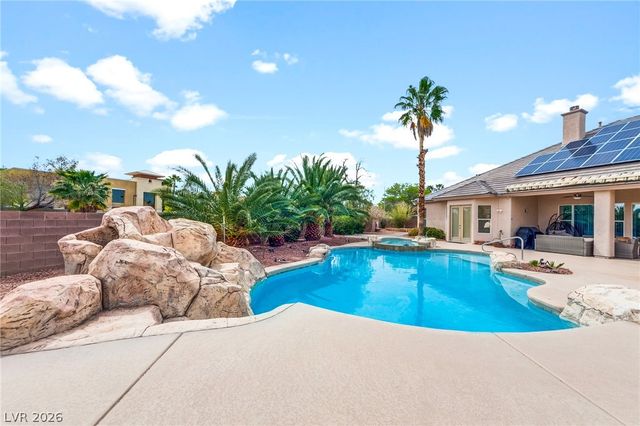 2308 Trident Maple Street, Las Vegas, NV 89117