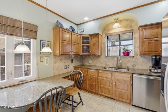 3234 Island Avenue, Toledo, OH 43614