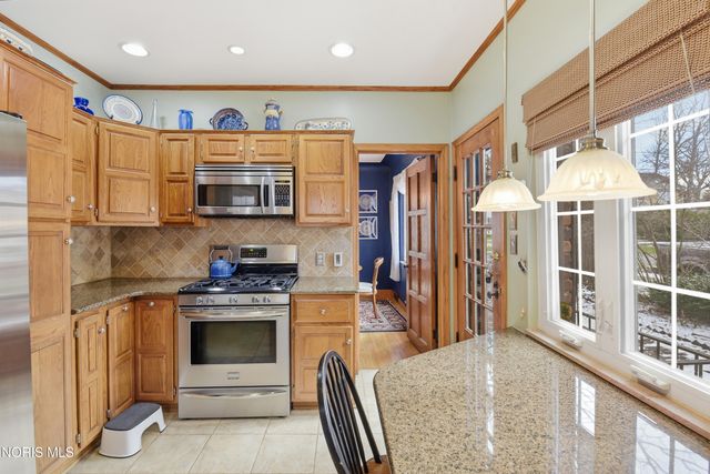 3234 Island Avenue, Toledo, OH 43614