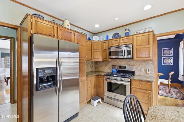 3234 Island Avenue, Toledo, OH 43614