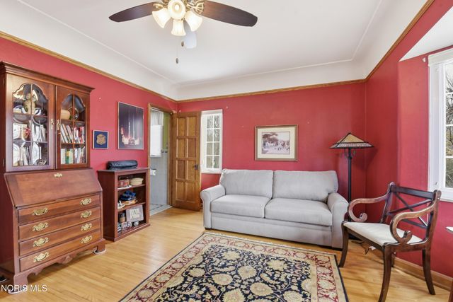 3234 Island Avenue, Toledo, OH 43614