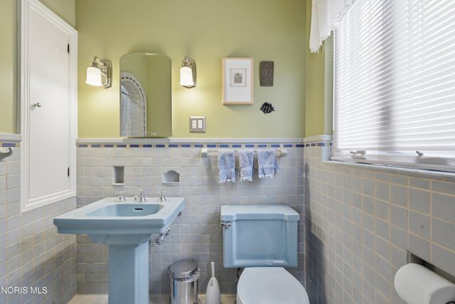 3234 Island Avenue, Toledo, OH 43614