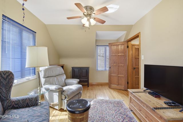 3234 Island Avenue, Toledo, OH 43614