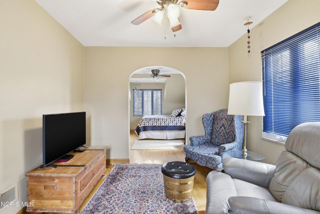 3234 Island Avenue, Toledo, OH 43614