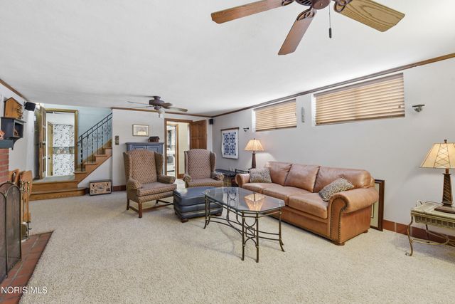 3234 Island Avenue, Toledo, OH 43614