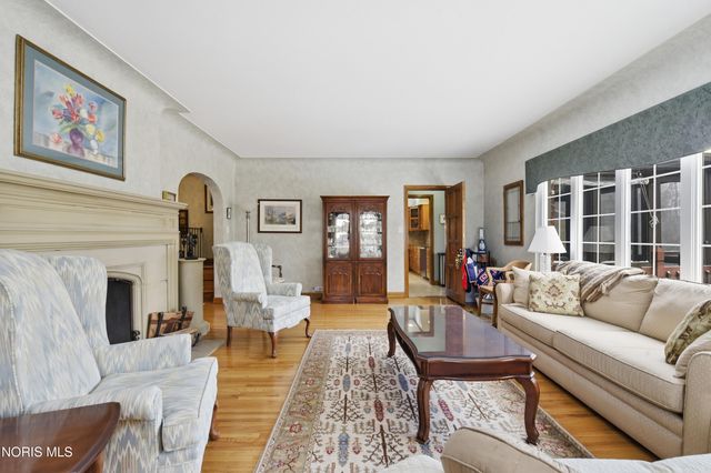 3234 Island Avenue, Toledo, OH 43614