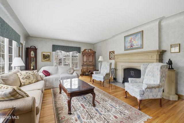 3234 Island Avenue, Toledo, OH 43614