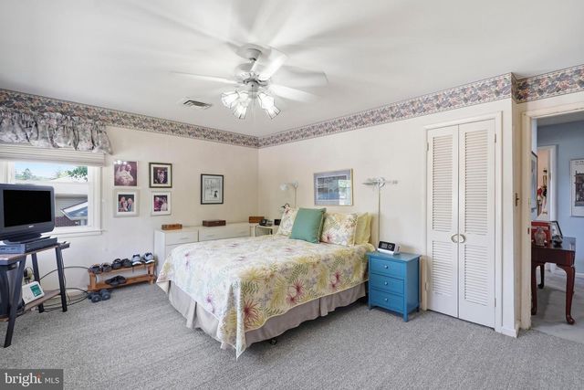 2303 FARRINGDON RD, Baltimore, MD 21209