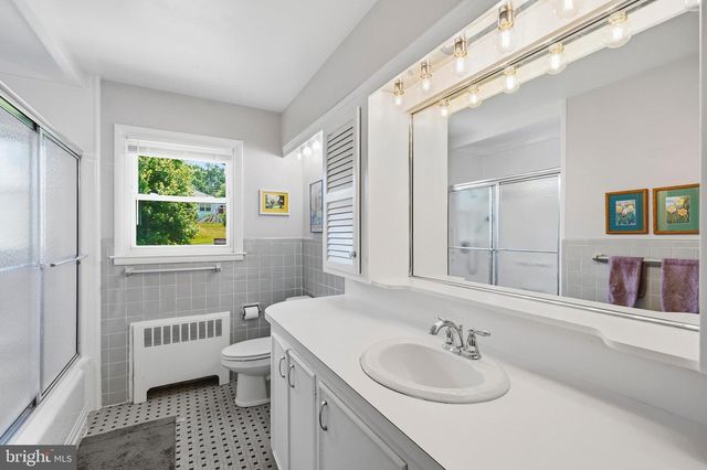 2303 FARRINGDON RD, Baltimore, MD 21209