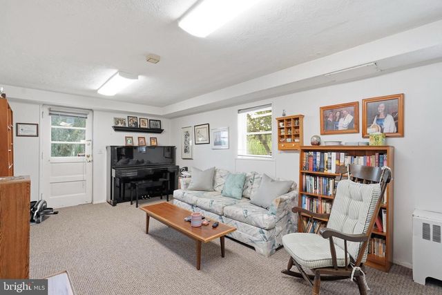 2303 FARRINGDON RD, Baltimore, MD 21209