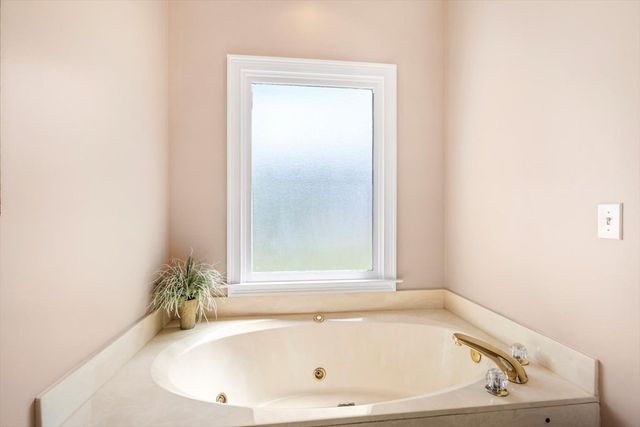 409 Amanda Way, Rocky Face, GA 30740