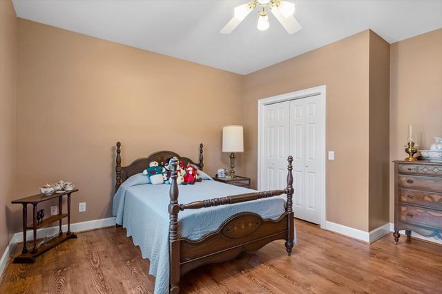 409 Amanda Way, Rocky Face, GA 30740