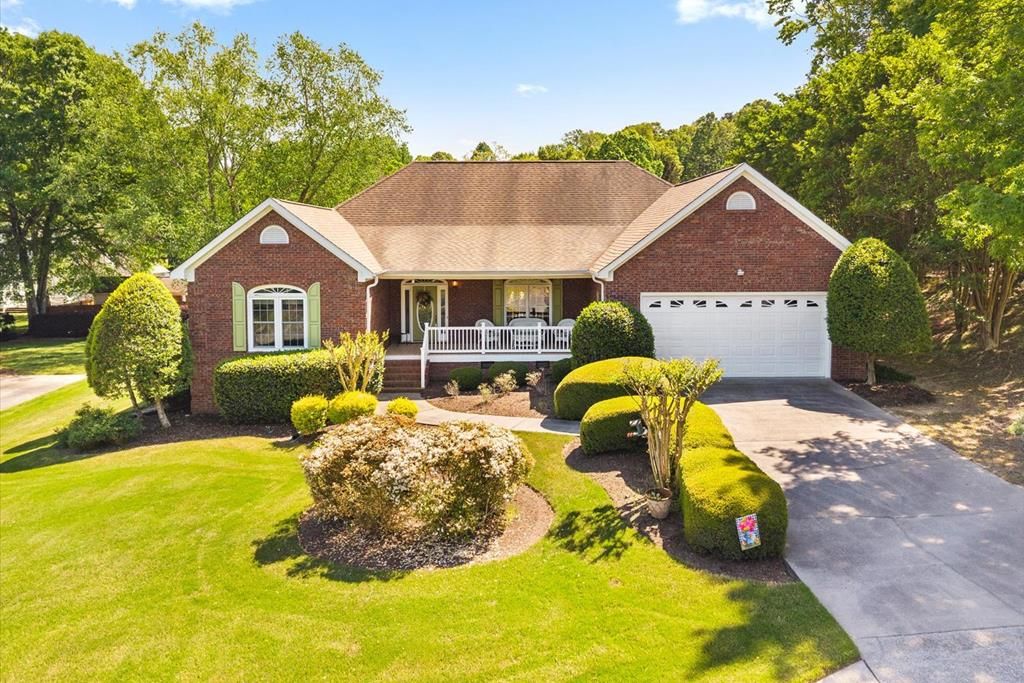 409 Amanda Way, Rocky Face, GA 30740