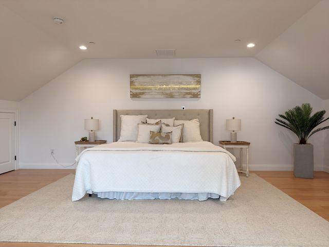 68 Prospect St 1, Peabody, MA 01960