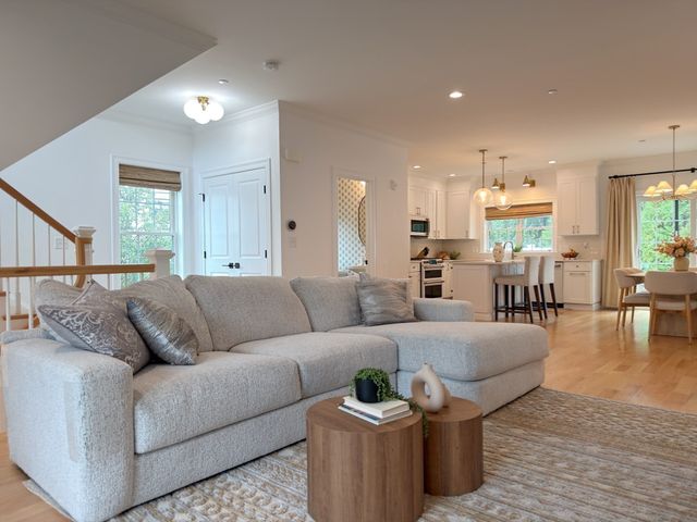 68 Prospect St 1, Peabody, MA 01960