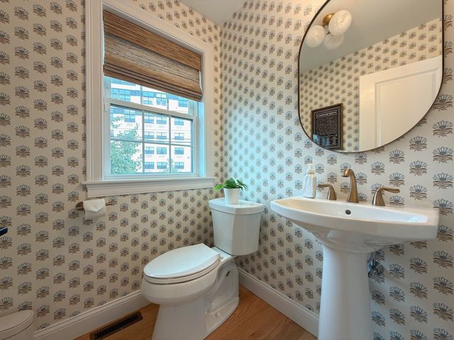68 Prospect St 1, Peabody, MA 01960