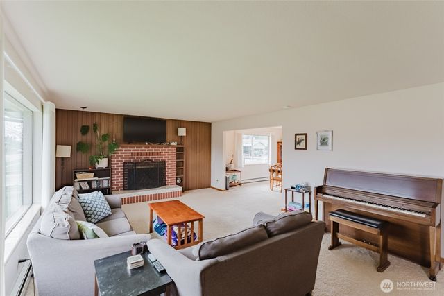 1523 S 15th Street, Mount Vernon, WA 98274