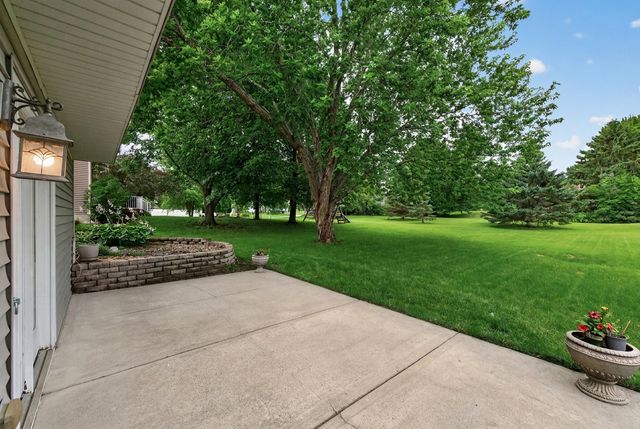 11295 50th Place N, Plymouth, MN 55442