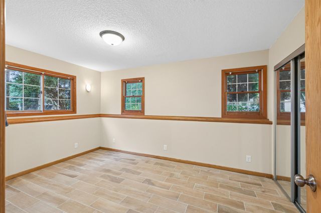 11295 50th Place N, Plymouth, MN 55442