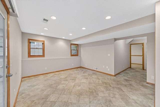 11295 50th Place N, Plymouth, MN 55442
