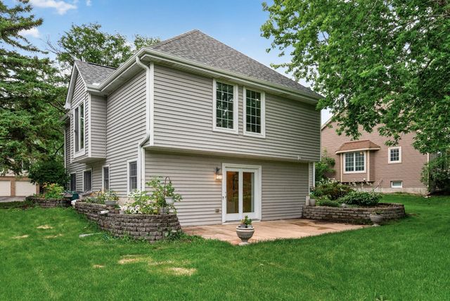 11295 50th Place N, Plymouth, MN 55442
