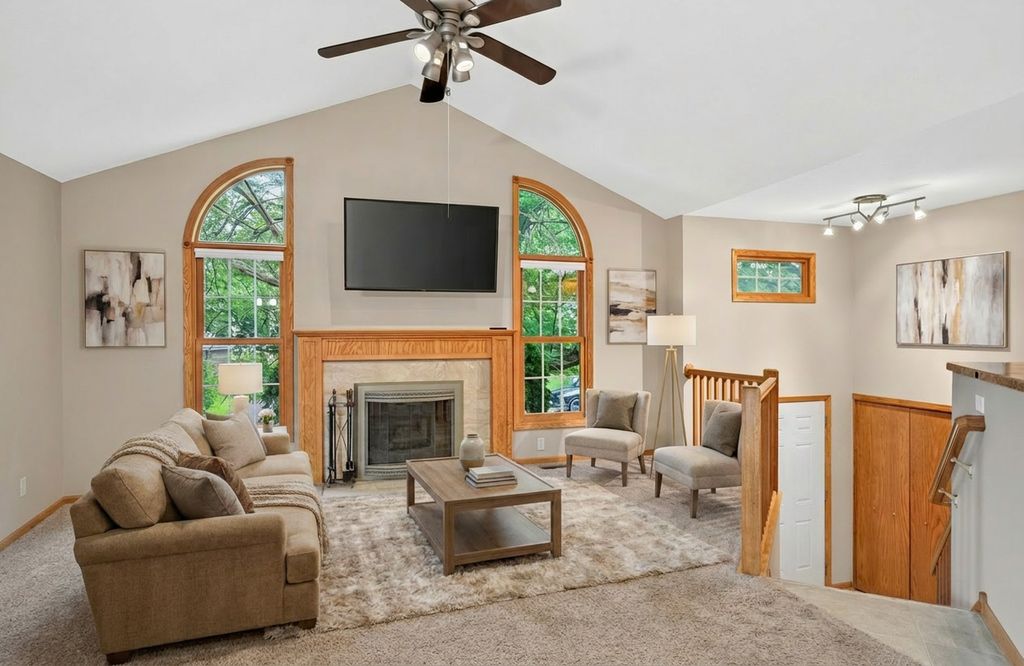 11295 50th Place N, Plymouth, MN 55442