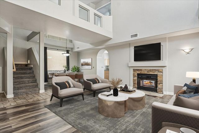 16666 S 21st Street, Phoenix, AZ 85048