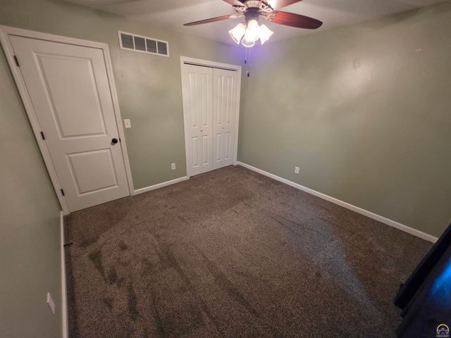 3436 NW 38th TER, Topeka, KS 66618