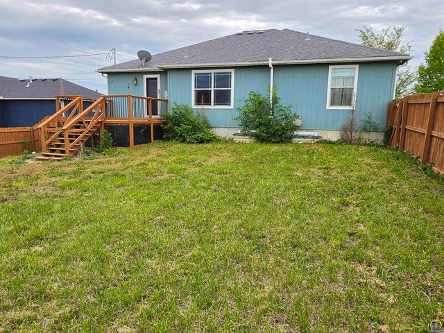 3436 NW 38th TER, Topeka, KS 66618