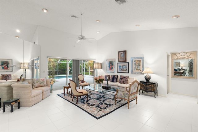 7901 NW 86th Ter, Tamarac, FL 33321