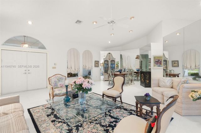 7901 NW 86th Ter, Tamarac, FL 33321