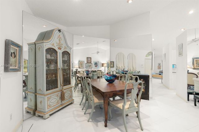 7901 NW 86th Ter, Tamarac, FL 33321