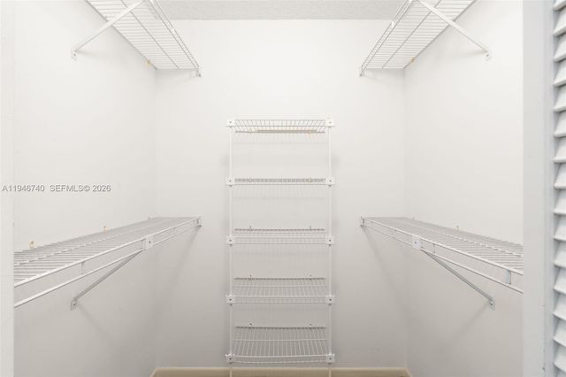 7901 NW 86th Ter, Tamarac, FL 33321