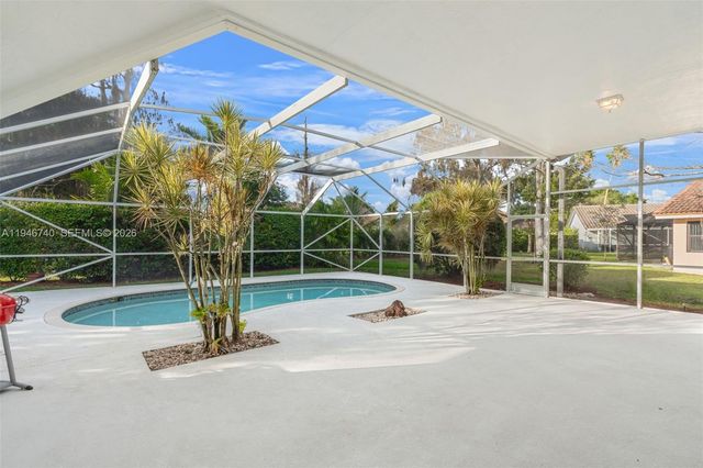 7901 NW 86th Ter, Tamarac, FL 33321