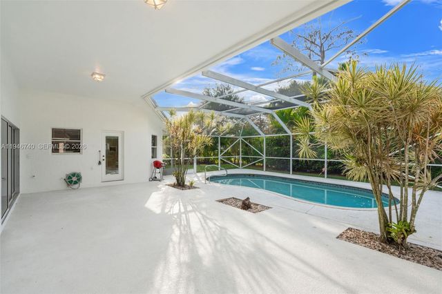 7901 NW 86th Ter, Tamarac, FL 33321